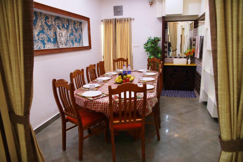 Periyar Villa Home Stay - Теккади Экстерьер фото